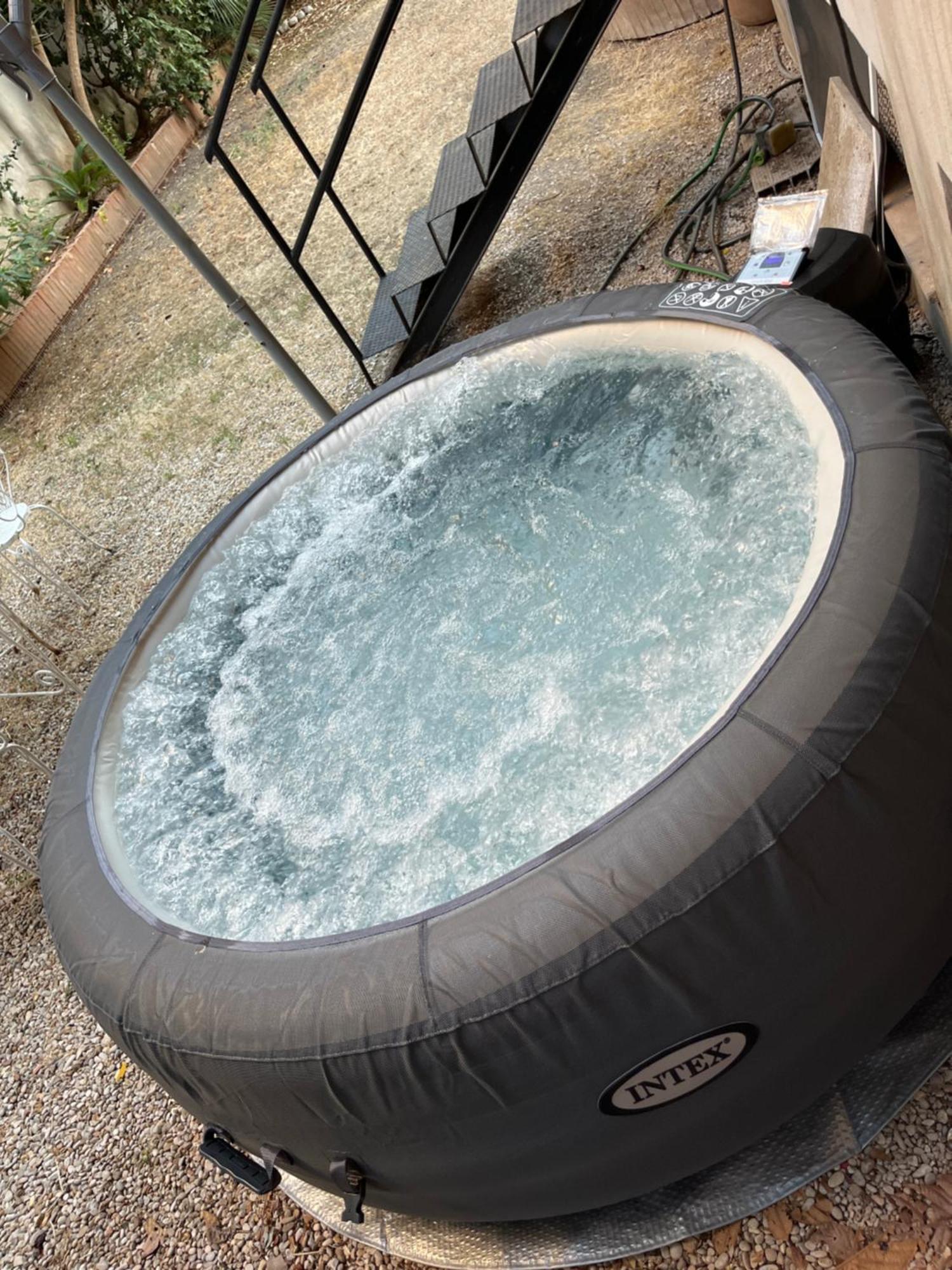 Jacuzzi Sestius Lägenhet